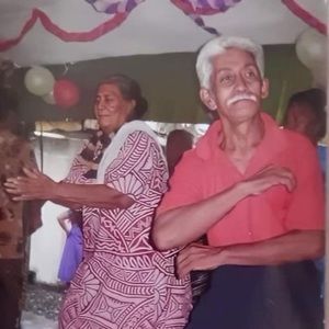 Meet your Posher, Helen